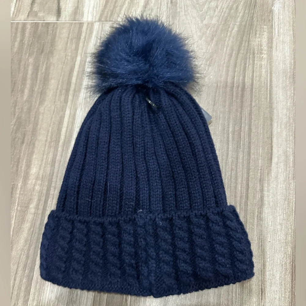 New With Tags! Warm knit Pompom hat with pearls. Soft velour lining. Blue